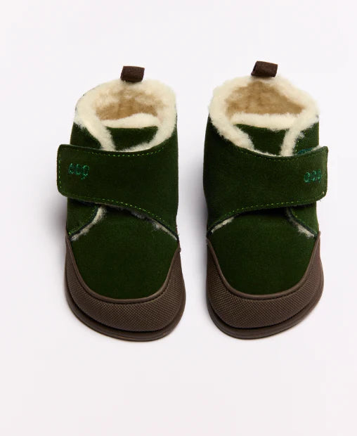 BOTAS COM PÊLO DARK GREEN - COUCOUÇAVA